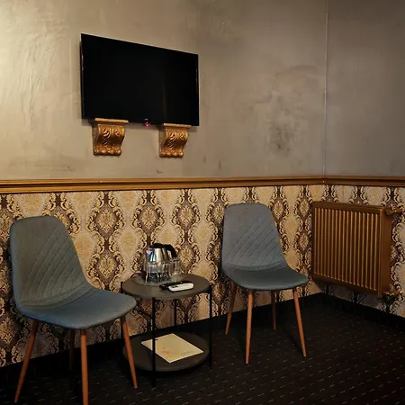 Готель Nostalgia Old